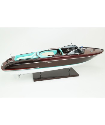 Riva Anniversario Model 84cm d'Europe débarque