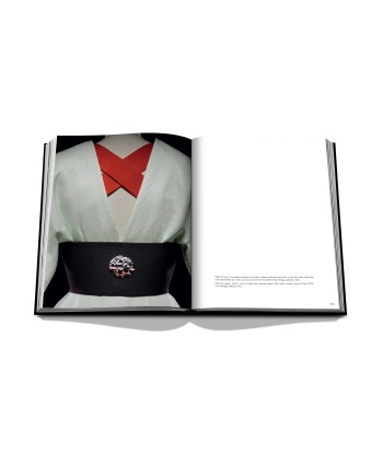 Dior book by Raf Simons offre 